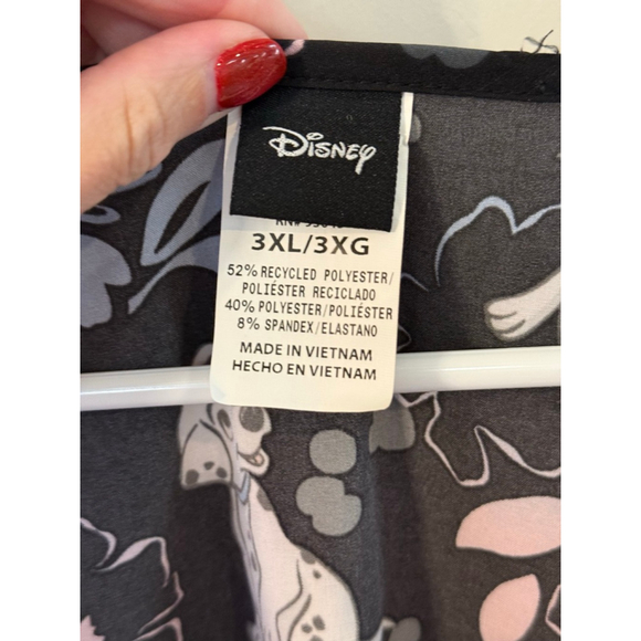 Women's Disney 101 Dalmatians Black & White Short Sleeve Tee 3X - Picture 2 of 3